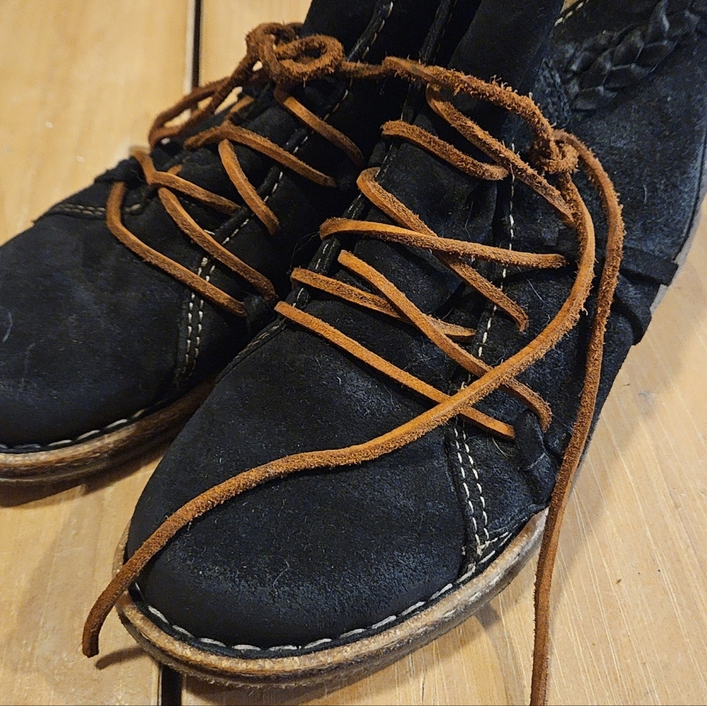 Like New Born Black Suede Ankle Boots with Brown Laces